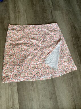 Ripskirt Hawaii Coral white/blue Medallion Wrap Skirt size XL (16-18) Length 2